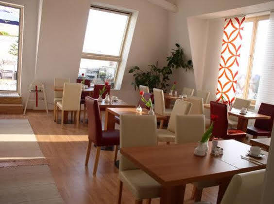 Hotel Ambert 3*